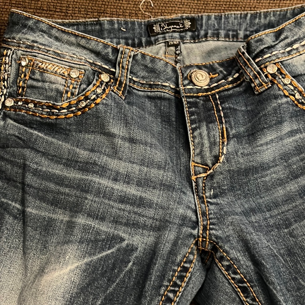 Shyanne bootcut jeans, silver and gold thread, rhinestone’s 29regular (Shy)